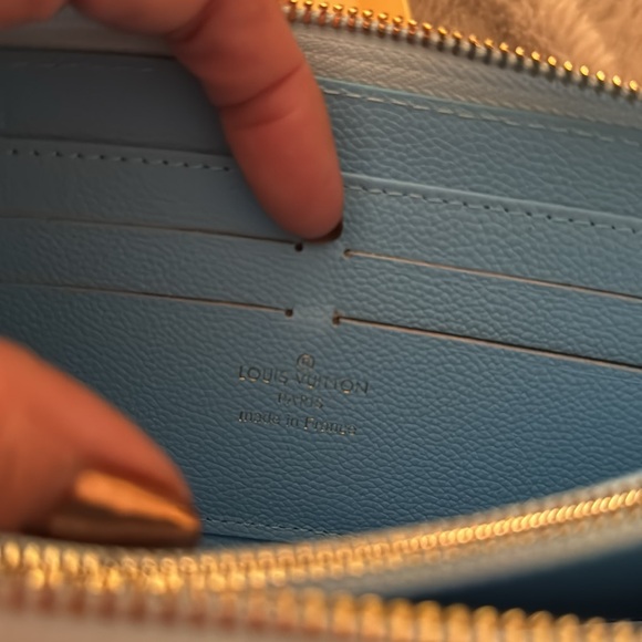 Blue Wallet - Picture 3 of 6